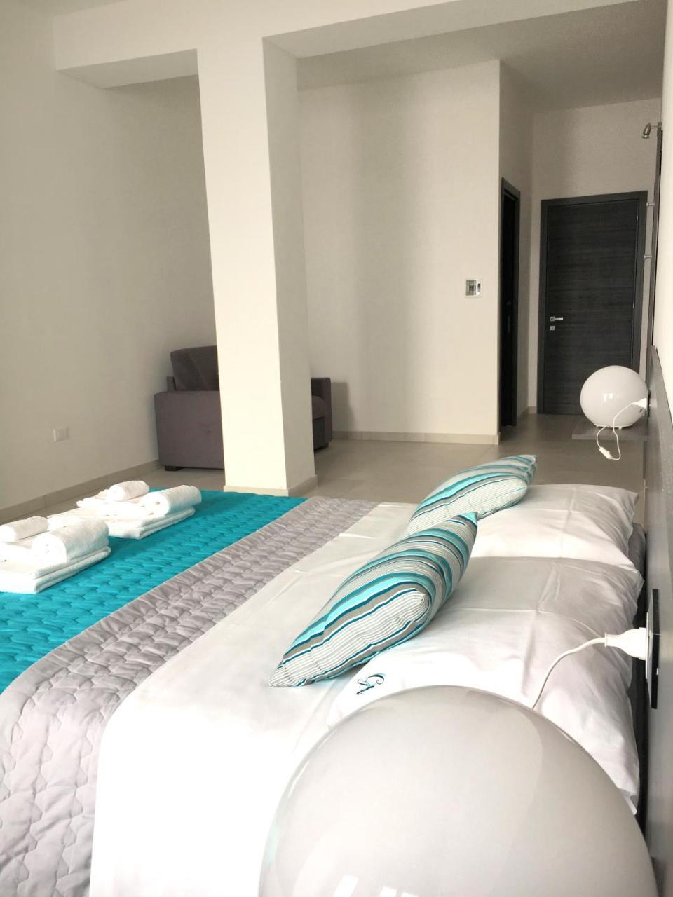 B&B Costa Azzurra 포르토 세자레오 외부 사진
